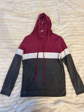 Colorblock Hooded Pullover Shirt - Maroon, White & Charcoal